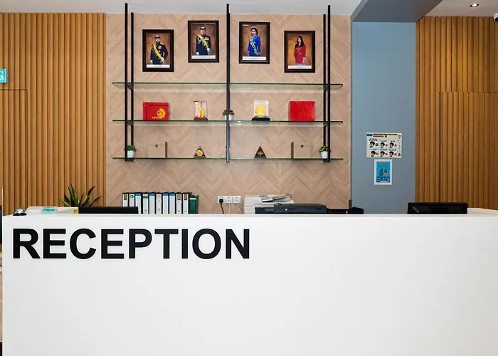 Cel Hotel
