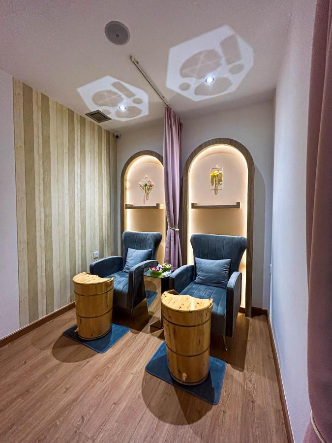 Hotel Cel 2*